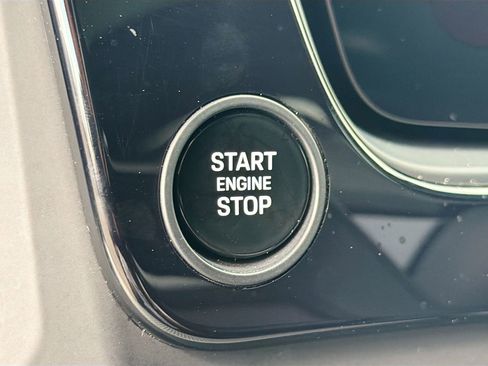 Used 2024 Porsche Cayenne image 37