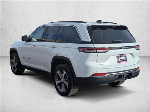 Used 2024 Jeep Grand Cherokee Limited 4xe w/ Luxury Tech Group II image 8