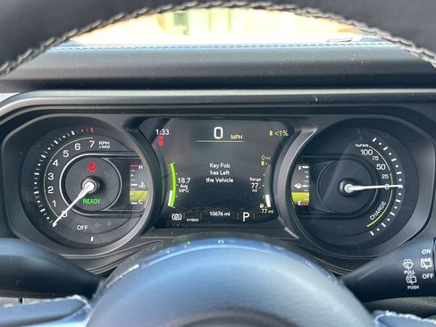 Certified 2025 Jeep Wrangler Unlimited Sahara AWD/4WD image 13