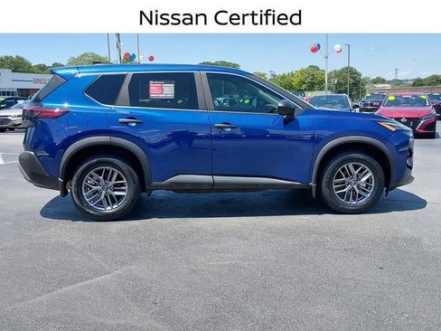 Certified 2023 Nissan Rogue S AWD/4WD image 2