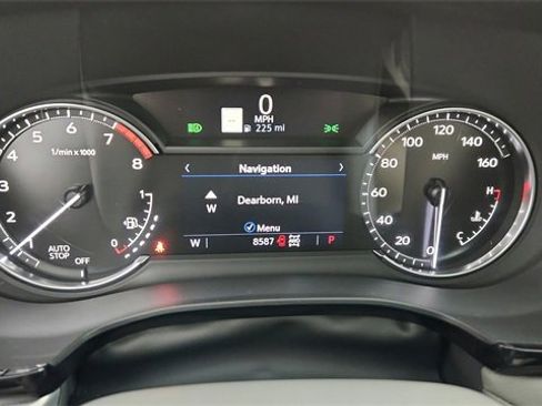 Certified 2025 Cadillac XT5 Premium Luxury w/ LPO, Floor Liner Package image 15