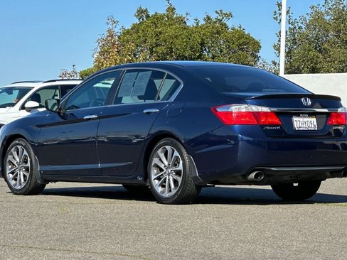 Used 2015 Honda Accord Sport image 7