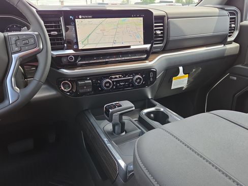 New 2026 Chevrolet Silverado 1500 LT Trail Boss w/ Convenience Package II AWD/4WD image 25