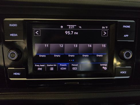 Used 2021 Volkswagen Jetta S FWD image 25