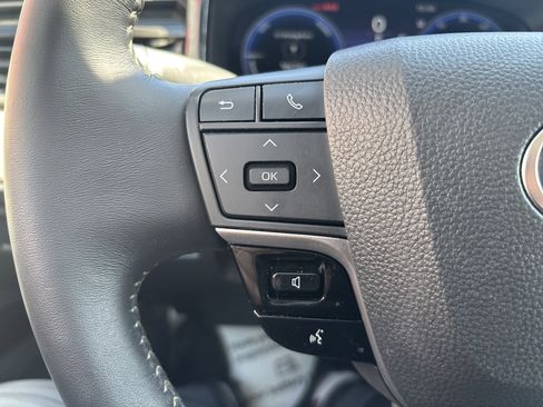 Certified 2025 Toyota Camry XLE image 19