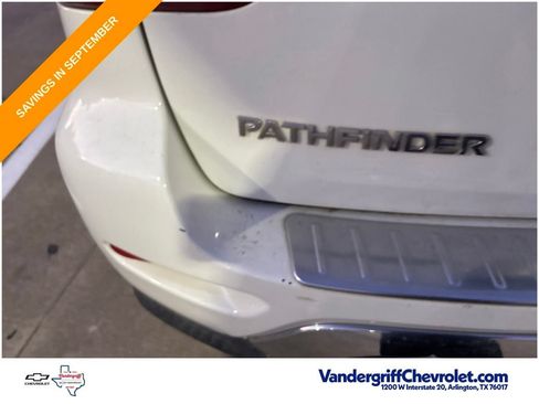 Used 2017 Nissan Pathfinder S FWD image 10