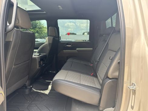 Used 2026 Chevrolet Silverado 2500 ZR2 AWD/4WD image 5