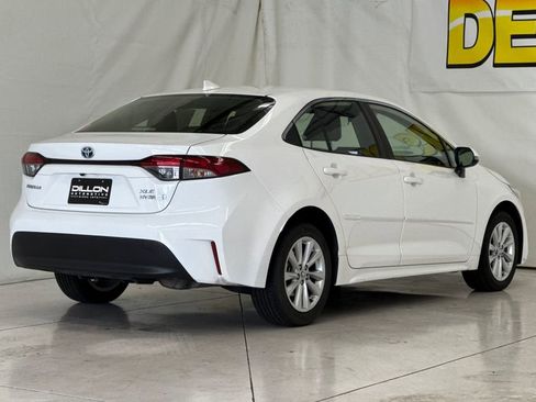 Used 2024 Toyota Corolla XLE FWD image 4