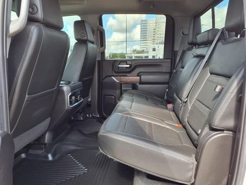 Used 2023 GMC Sierra 2500 Denali w/ Denali Ultimate Package AWD/4WD image 5
