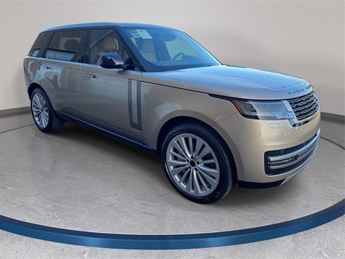 New 2026 Land Rover Range Rover Long Wheelbase SE image 3