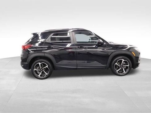 Used 2023 Chevrolet TrailBlazer RS w/ Convenience Package image 11
