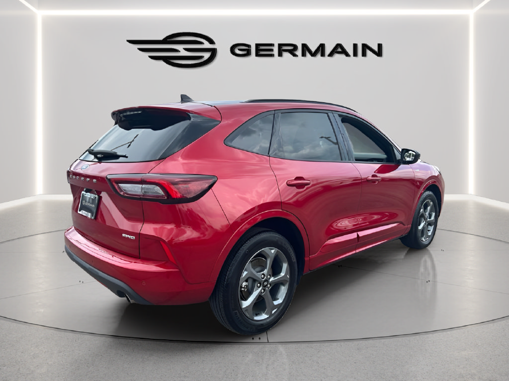 Used 2023 Ford Escape ST-Line w/ Tech Pack #1 AWD/4WD image 8
