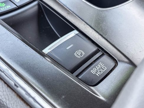 Used 2018 Honda Accord Touring image 34