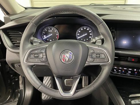 Used 2023 Buick Envision Essence w/ Sport Touring Package AWD/4WD image 17