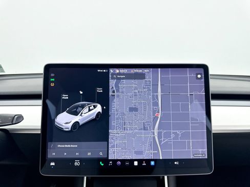 Used 2021 Tesla Model Y Long Range AWD/4WD image 21