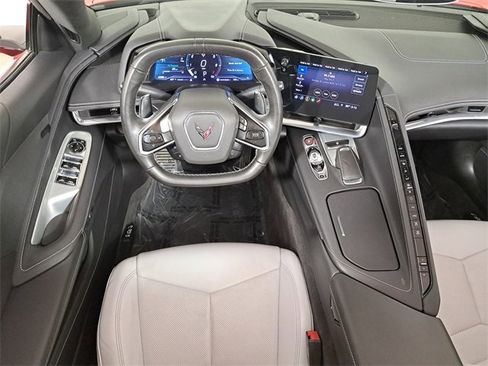 Used 2020 Chevrolet Corvette Stingray image 17