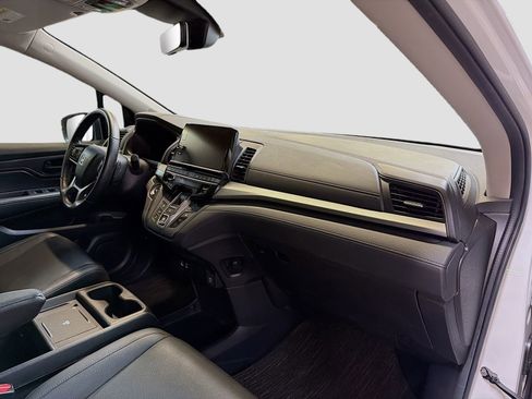Used 2025 Honda Odyssey EX-L image 32