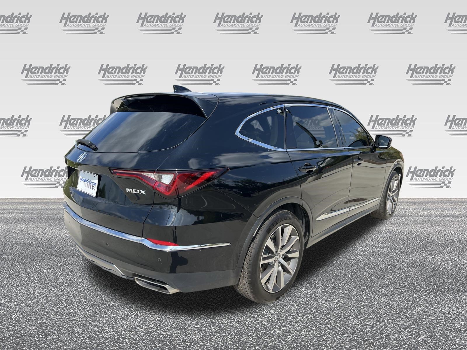 Certified 2025 Acura MDX w/ Technology Package FWD image 9