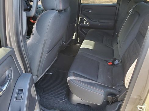 Certified 2022 Nissan Frontier Pro-X image 13