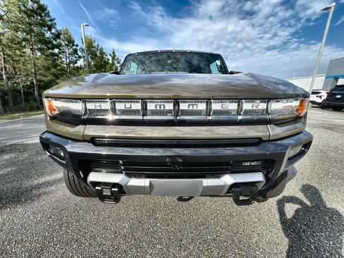 New 2025 GMC Hummer EV 3X w/ LPO, Dark Essentials Package image 32