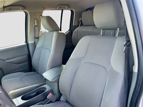 Used 2020 Nissan Frontier SV image 20