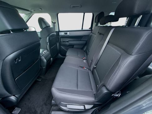 New 2026 Hyundai Santa Fe SE FWD image 17
