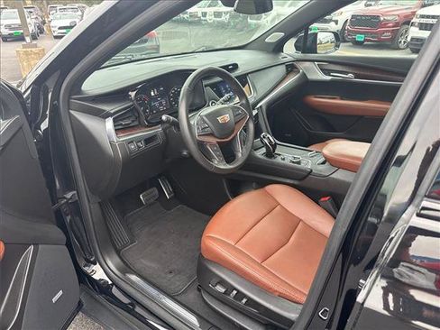 Used 2023 Cadillac XT5 Sportv image 15