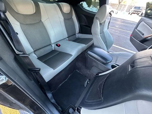 Used 2014 Hyundai Genesis 2.0T image 30