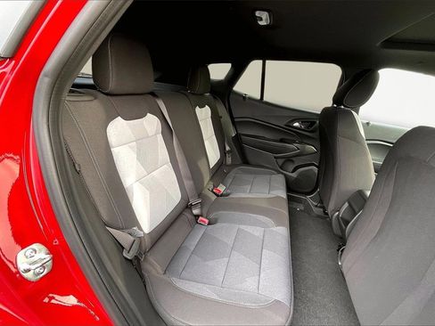 New 2026 Chevrolet Trax RS w/ Sunroof Package image 12