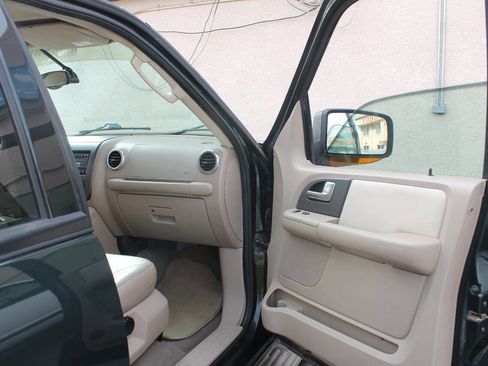 Used 2003 Ford Expedition Eddie Bauer image 32