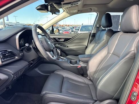 Used 2025 Subaru Outback Touring image 13