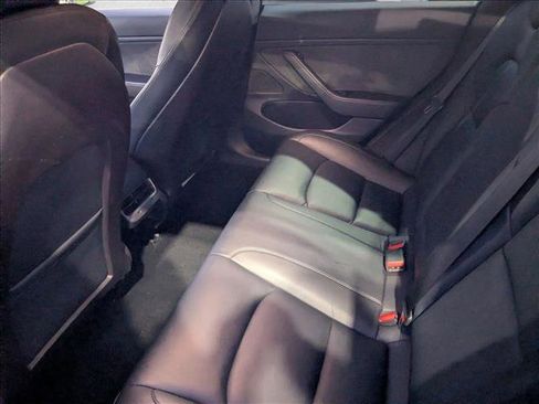 Used 2019 Tesla Model 3 Standard Range Plus image 17