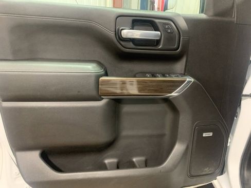 Used 2019 Chevrolet Silverado 1500 LT Trail Boss image 19