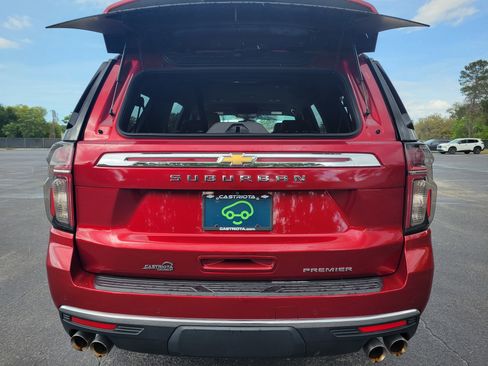 Used 2021 Chevrolet Suburban Premier image 7