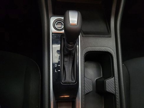 Used 2022 Nissan Sentra SV image 26