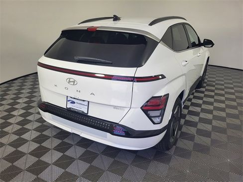 New 2025 Hyundai Kona Limited image 4