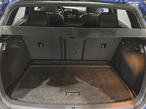 Used 2016 Volkswagen Golf R 4-Door AWD/4WD image 24