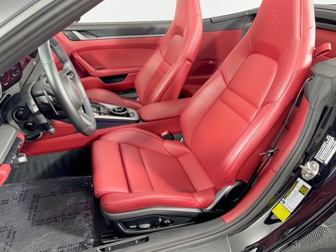 Certified 2024 Porsche 911 Carrera S RWD image 5
