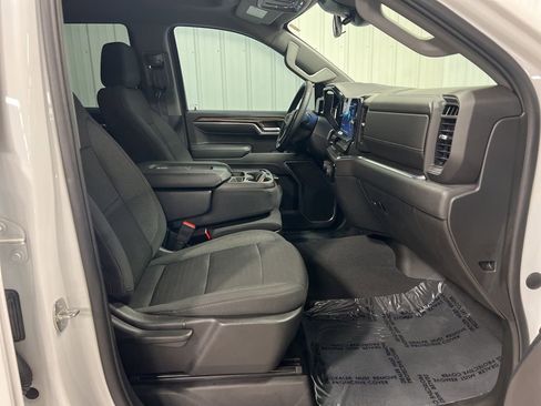 Certified 2024 Chevrolet Silverado 1500 LT AWD/4WD image 10