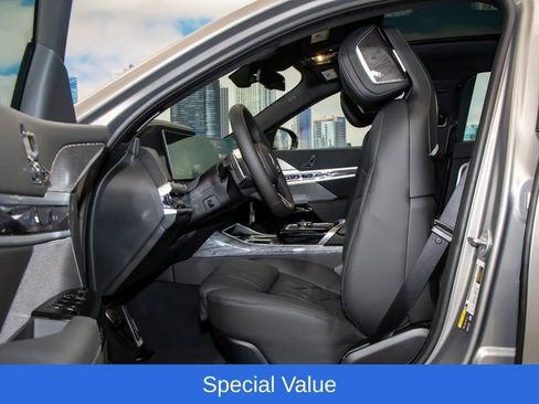 Used 2025 BMW 750e xDrive AWD/4WD image 21