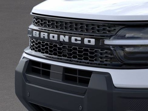 New 2026 Ford Bronco Sport Outer Banks AWD/4WD image 17