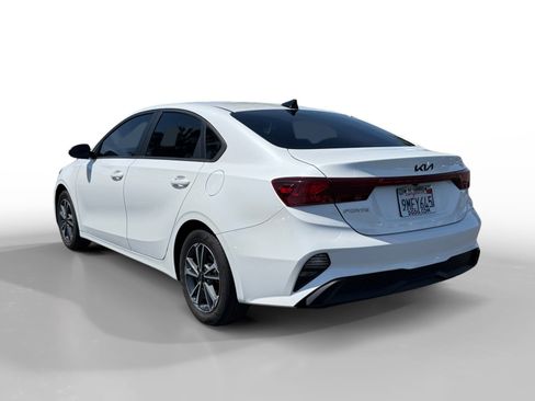Used 2024 Kia Forte LXS FWD image 3
