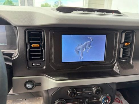 Used 2023 Ford Bronco Badlands AWD/4WD image 46