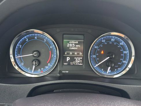 Used 2019 Toyota Corolla LE FWD image 22