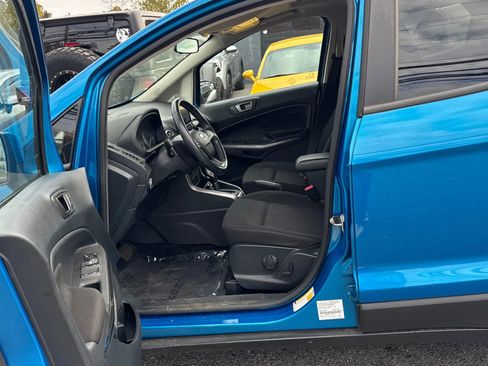 Used 2020 Ford EcoSport SE image 9