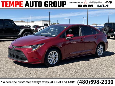 Used 2025 Toyota Corolla LE w/ LE Premium Package image 1