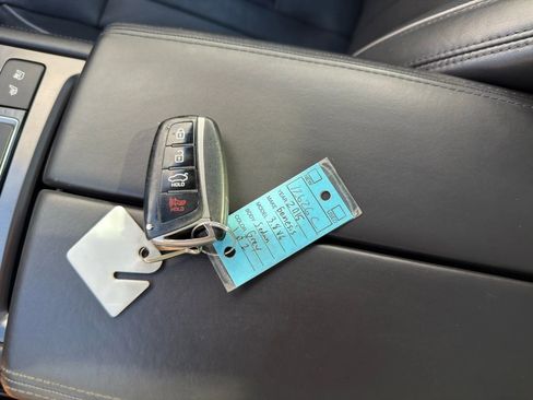 Used 2015 Hyundai Genesis 3.8 w/ Option Group 03 image 2