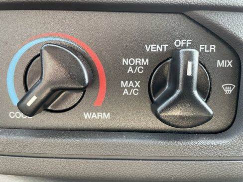 New 2024 Ford E-450 and Econoline 450 Super Duty w/ Interior Upgrade Package image 11