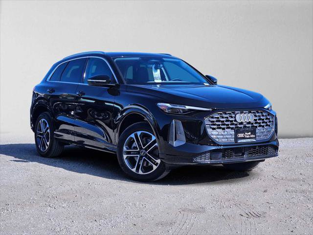 New 2026 Audi Q5 Premium Plus AWD/4WD image 1