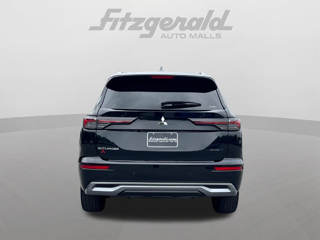 Used 2025 Mitsubishi Outlander AWD image 7